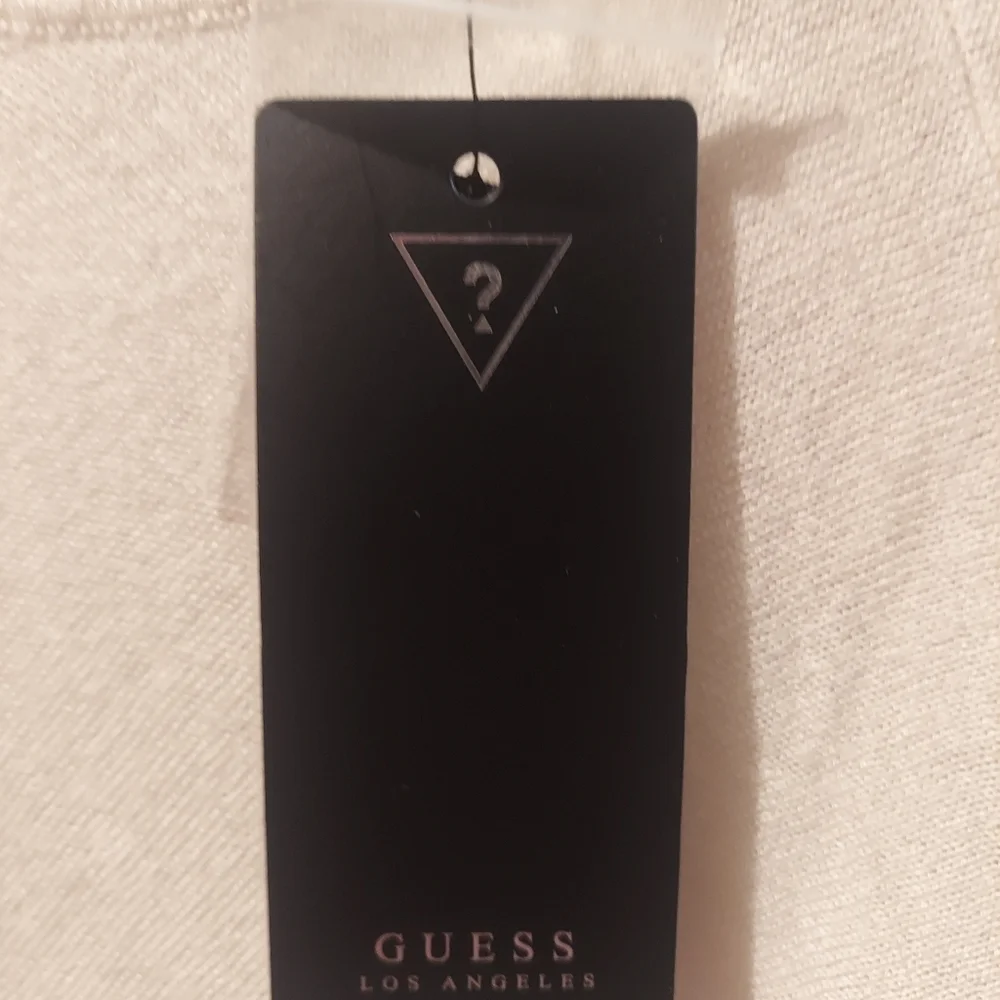 Guess Girls NWT Size M Eggshell Poncho